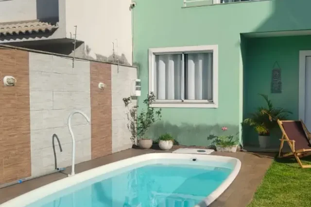Linda casa duplex 3 quartos (1 suíte) com piscina e vaga 2 carros na Freguesia
